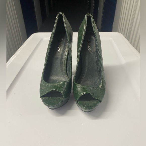 Bamboo Green Heel Pump - Picture 4 of 8